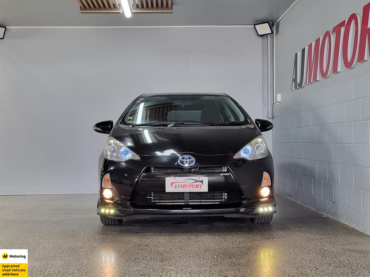 2013 Toyota Aqua