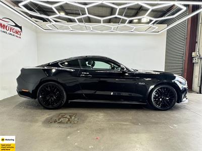 2016 Ford Mustang - Thumbnail