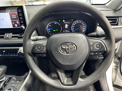 2019 Toyota RAV4 - Thumbnail