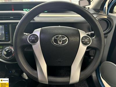 2013 Toyota Aqua - Thumbnail