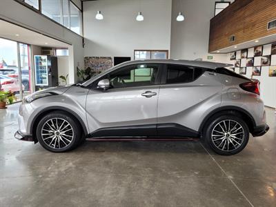 2018 Toyota C-HR - Thumbnail