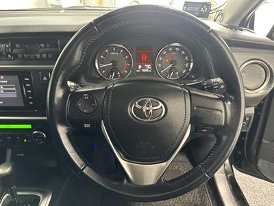 2014 Toyota Auris - Thumbnail