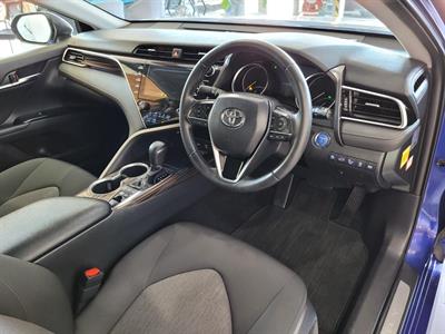 2017 Toyota Camry - Thumbnail