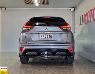 2022 Mitsubishi Eclipse Cross - Thumbnail