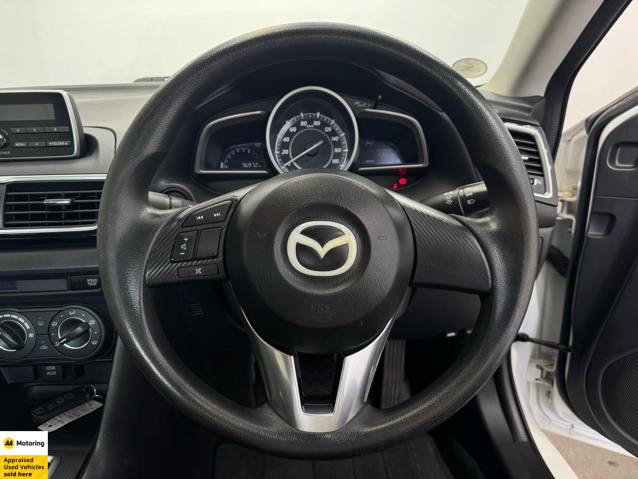 2015 Mazda Axela