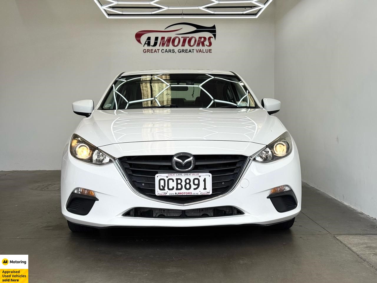 2015 Mazda Axela