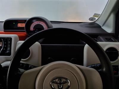 2012 Toyota Porte - Thumbnail