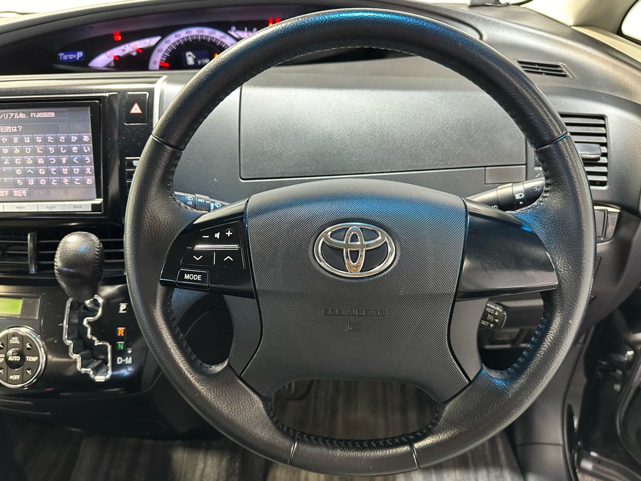 2014 Toyota Estima