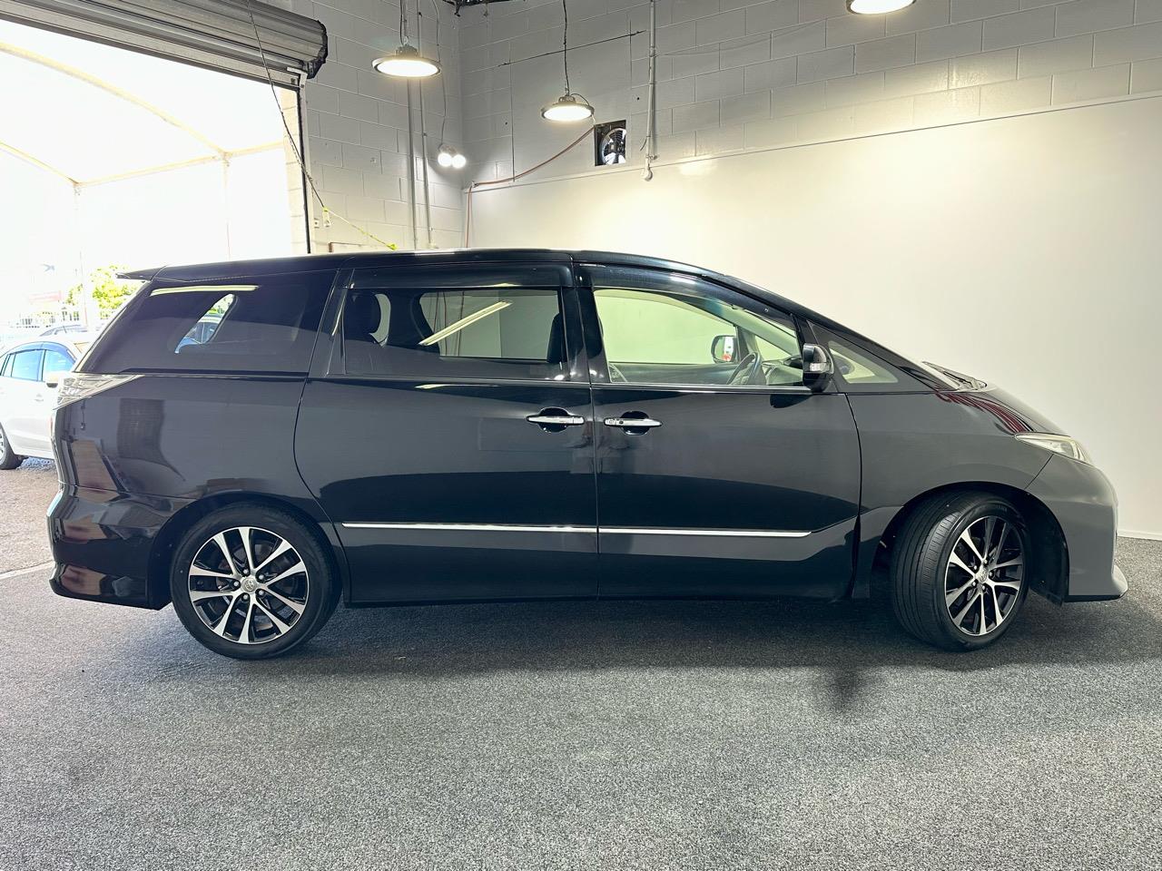 2014 Toyota Estima