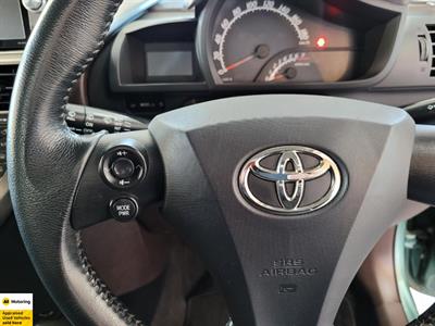 2010 Toyota IQ - Thumbnail