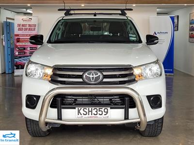 2017 Toyota Hilux - Thumbnail