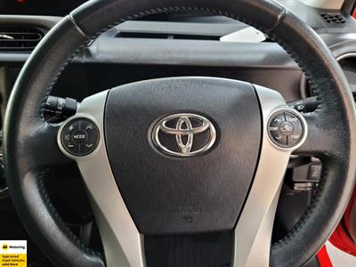 2014 Toyota Aqua - Thumbnail