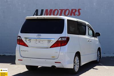 2009 Toyota Alphard - Thumbnail