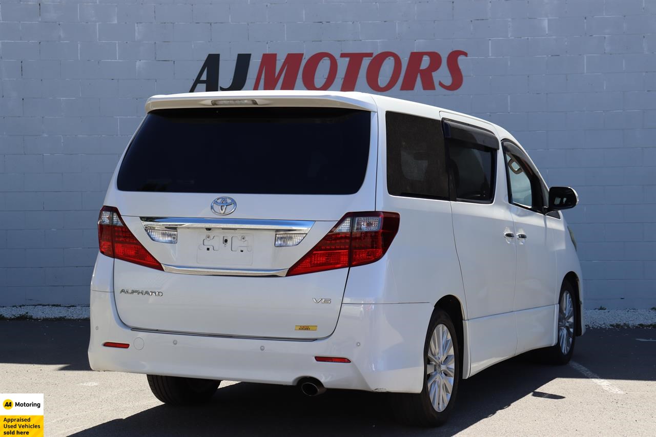 2009 Toyota Alphard