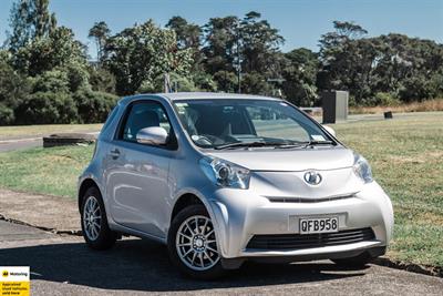 2009 Toyota IQ