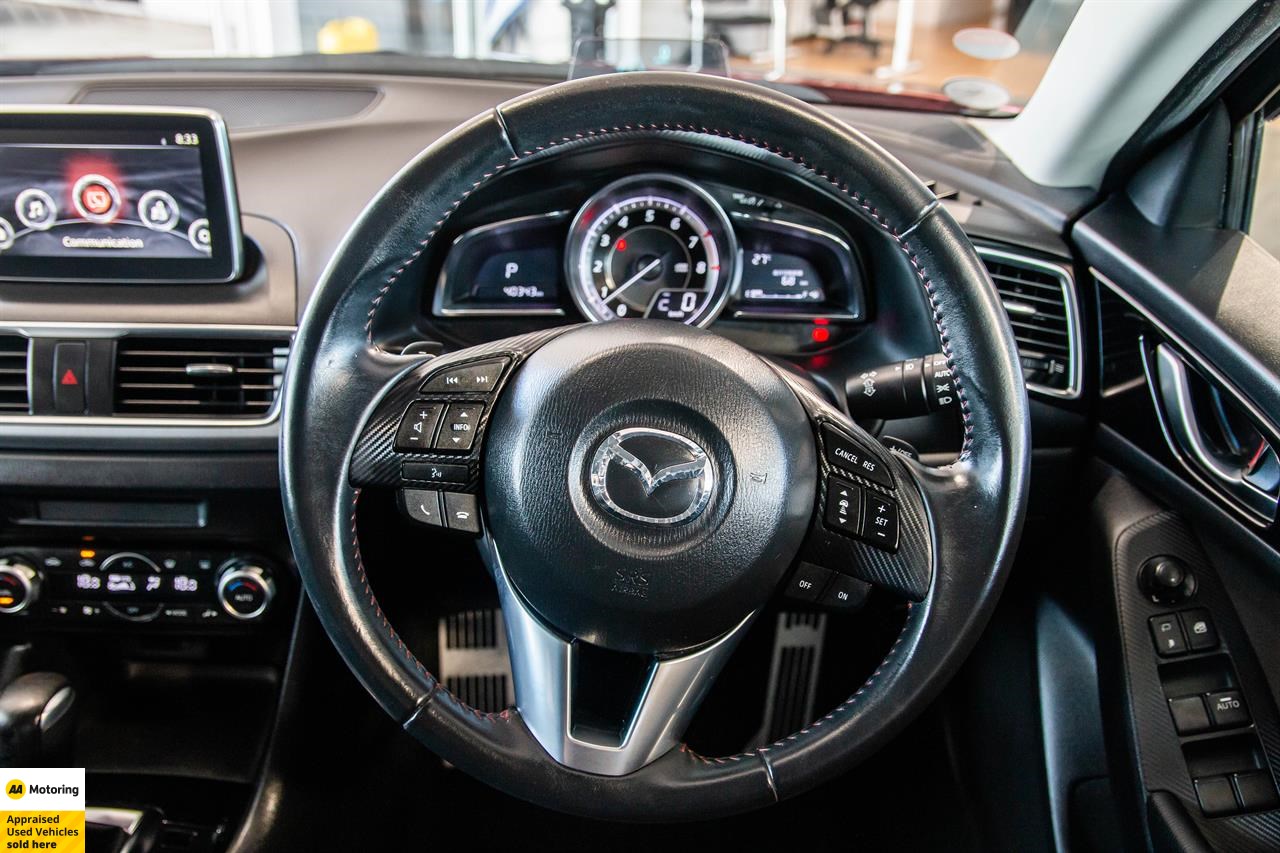 2015 Mazda Axela