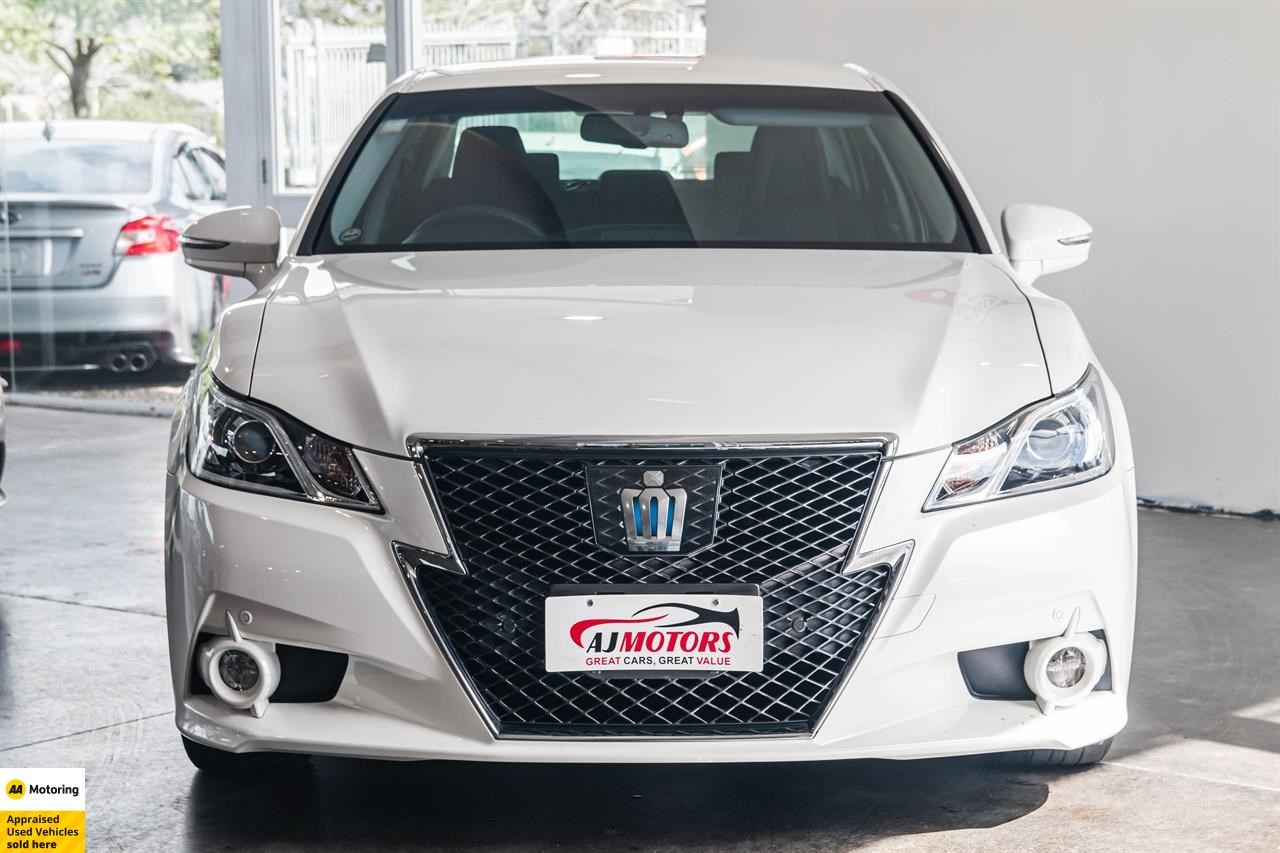 2013 Toyota Crown