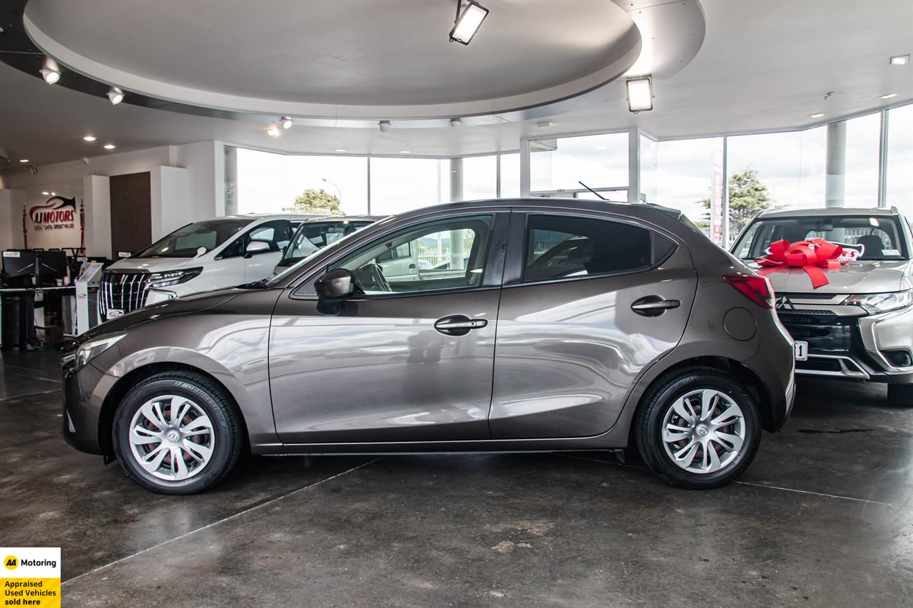 2016 Mazda Demio