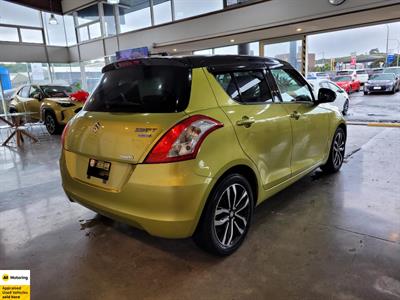 2015 Suzuki Swift - Thumbnail