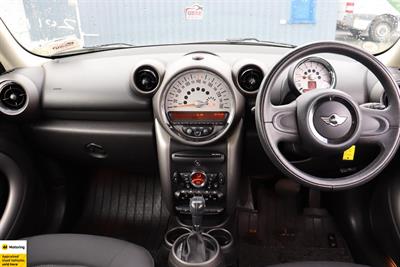 2011 Mini Cooper - Thumbnail