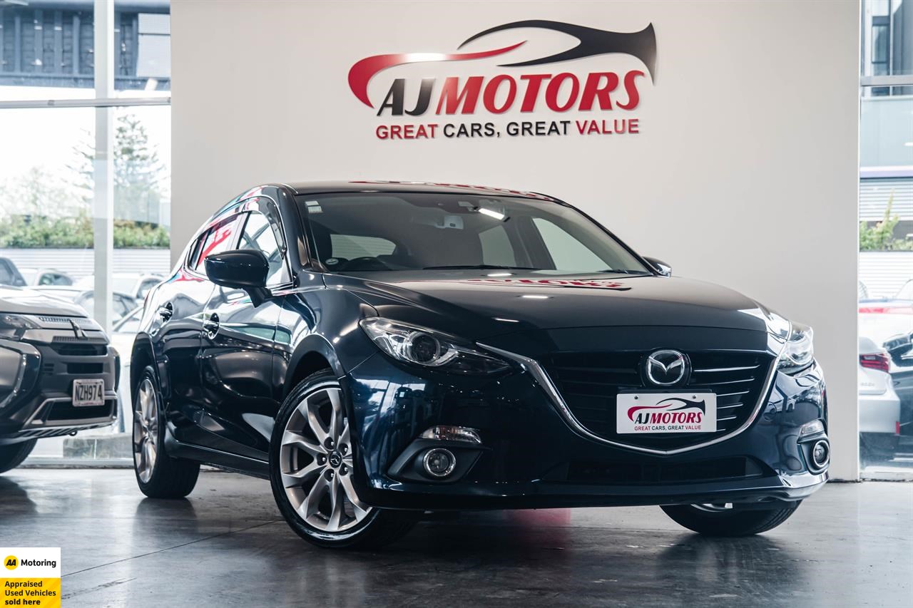 2014 Mazda Axela