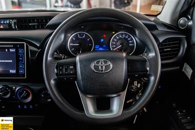 2018 Toyota Hilux - Thumbnail