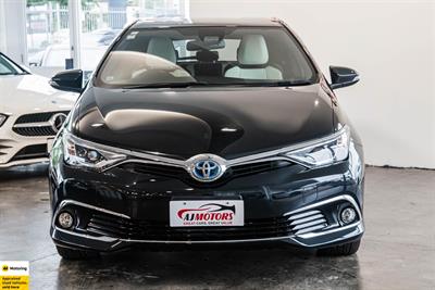 2016 Toyota Auris - Thumbnail