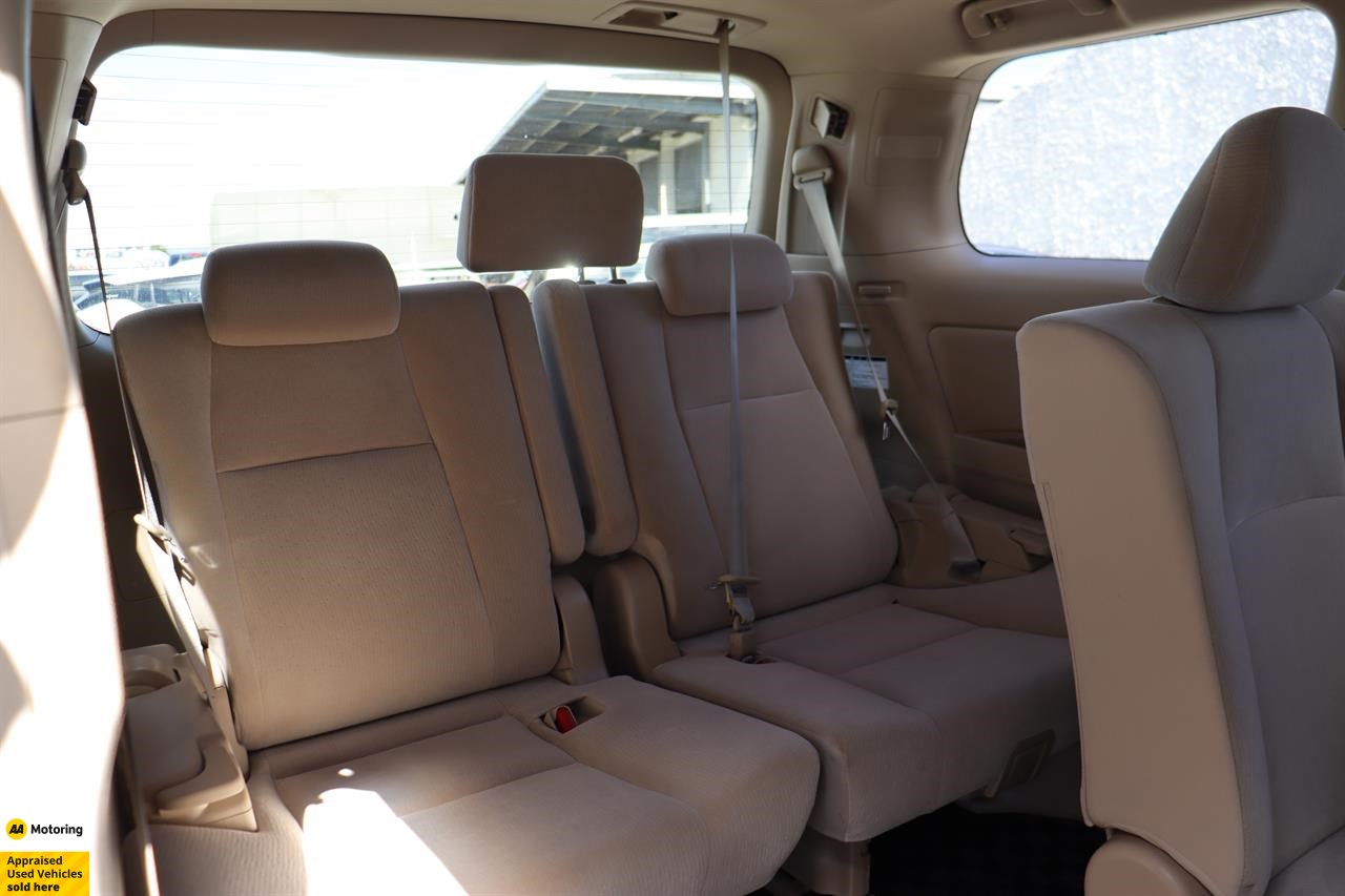 2011 Toyota Alphard