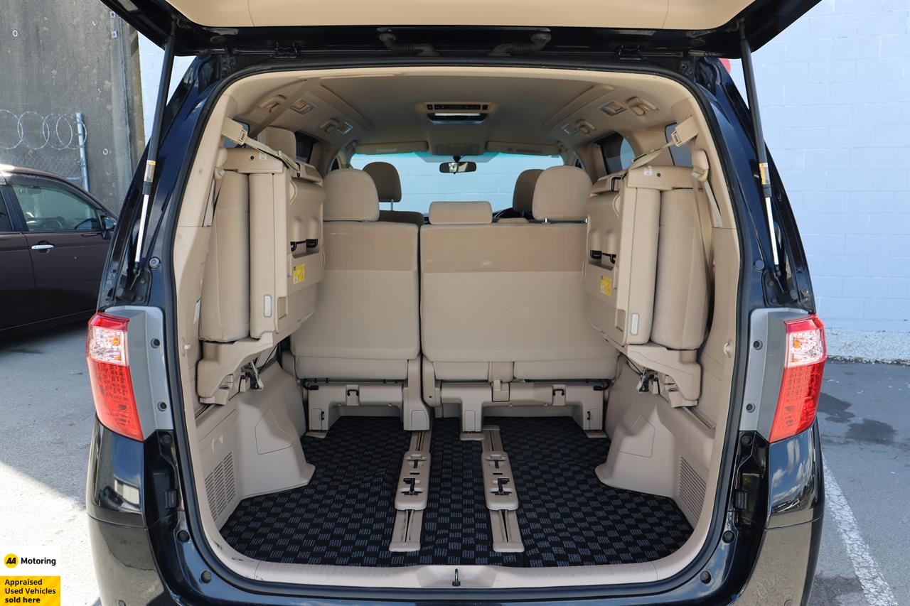 2011 Toyota Alphard