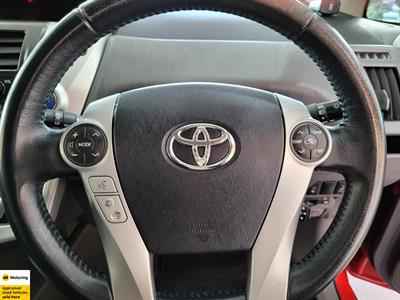 2013 Toyota Prius - Thumbnail