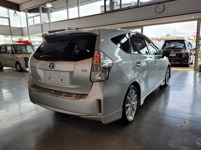 2012 Toyota Prius - Thumbnail