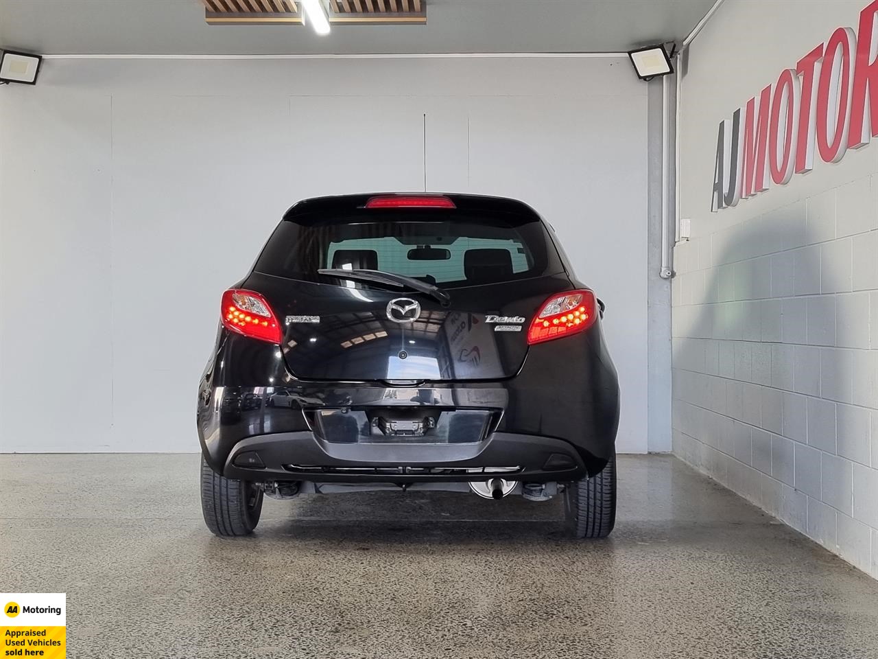 2013 Mazda Demio