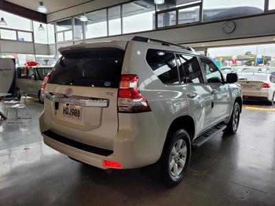 2014 Toyota Land Cruiser Prado - Thumbnail