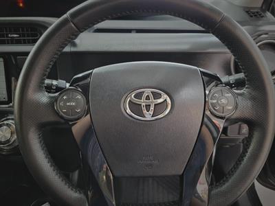 2014 Toyota Aqua - Thumbnail