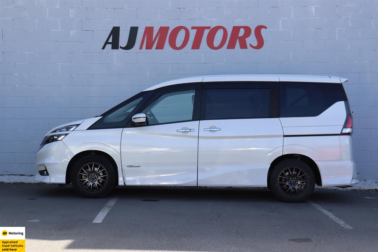 2017 Nissan Serena