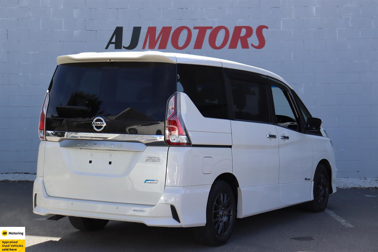 2017 Nissan Serena