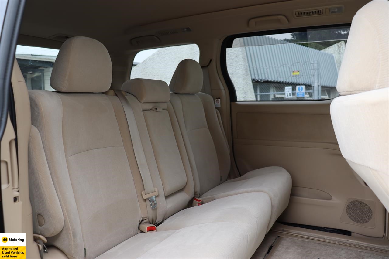 2008 Toyota Alphard