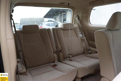 2008 Toyota Alphard - Thumbnail