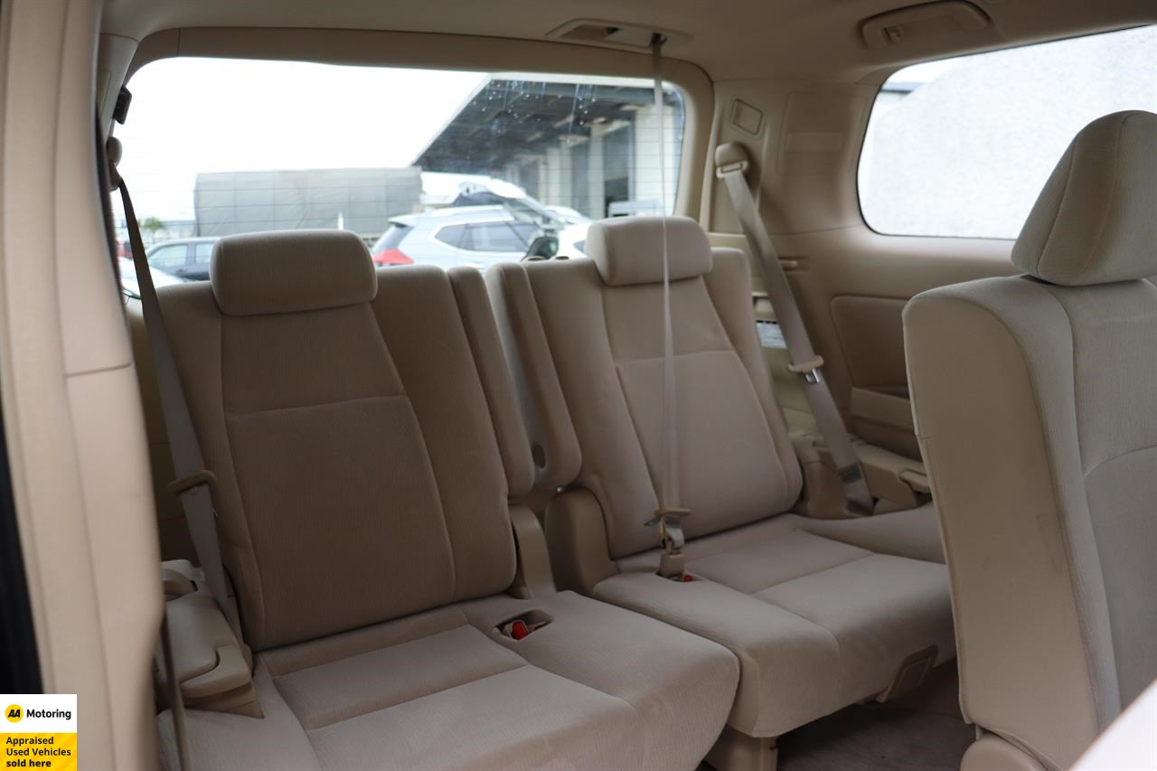 2008 Toyota Alphard