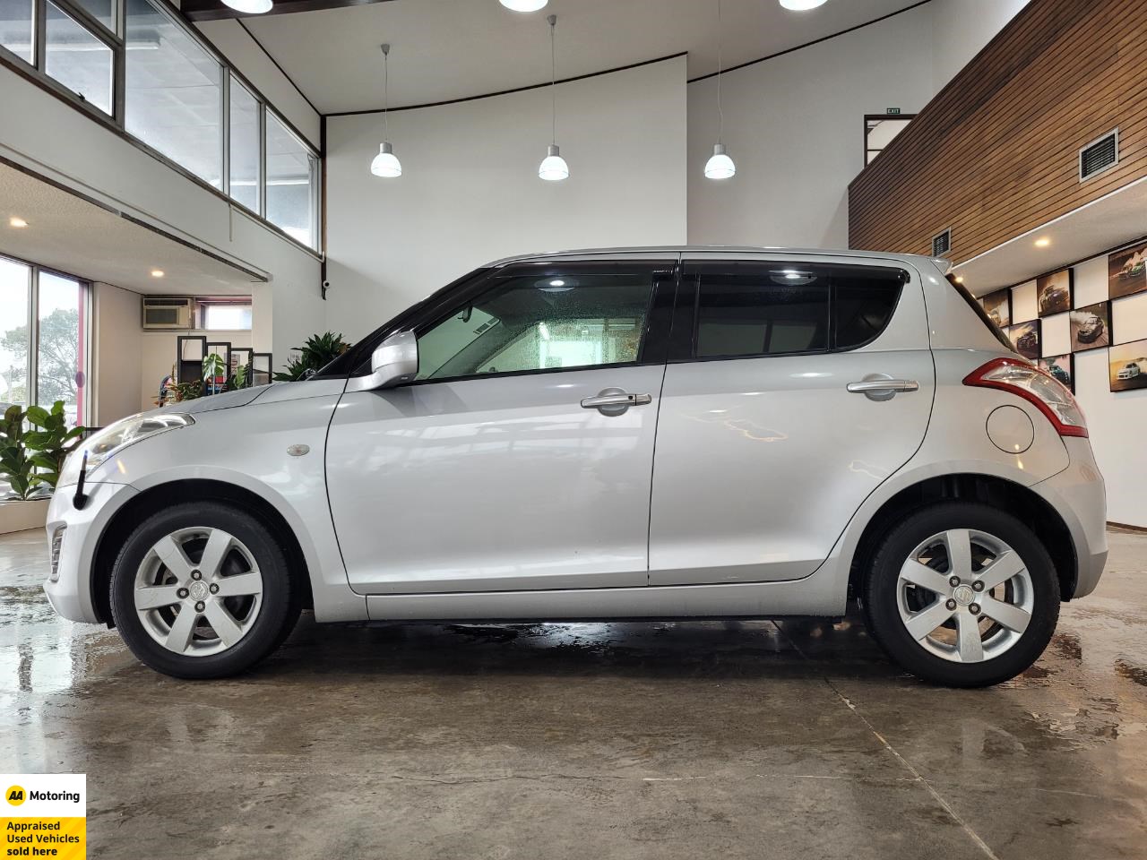 2015 Suzuki Swift