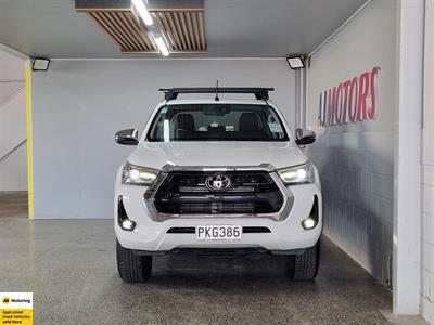 2022 Toyota Hilux - Thumbnail