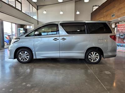 2012 Toyota Alphard - Thumbnail