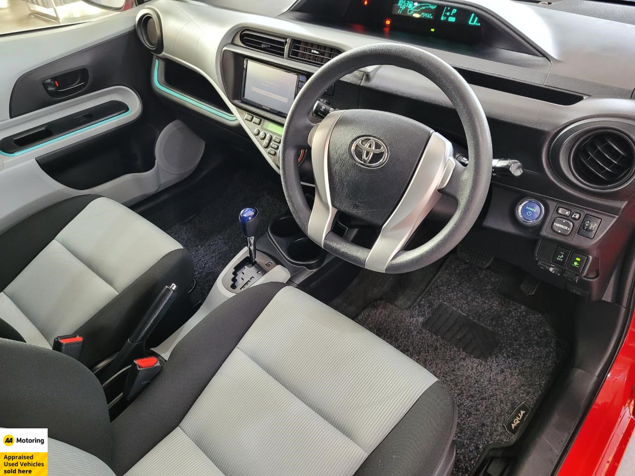 2013 Toyota Aqua