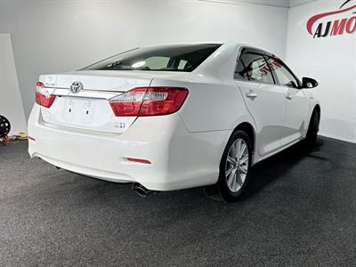 2012 Toyota Camry - Thumbnail