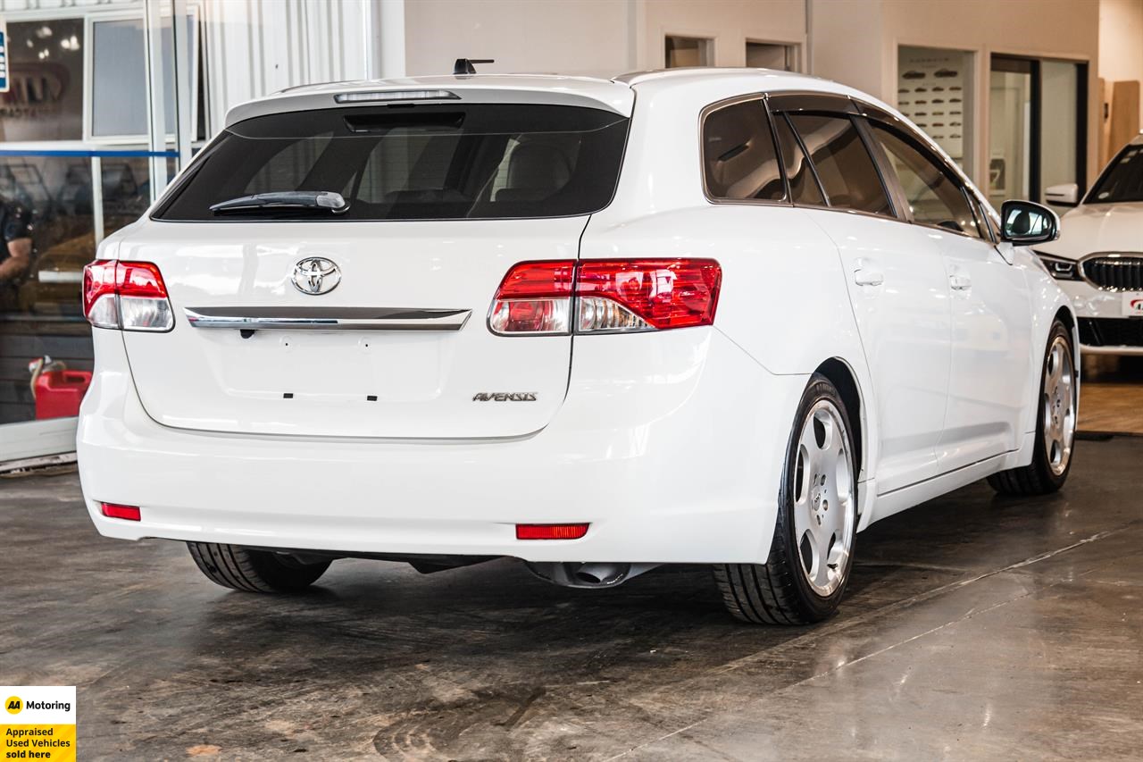 2013 Toyota Avensis