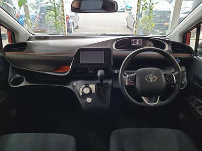 2016 Toyota Sienta - Thumbnail