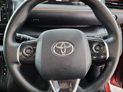 2016 Toyota Sienta - Thumbnail