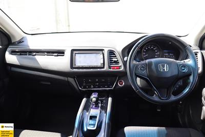 2014 Honda Vezel - Thumbnail