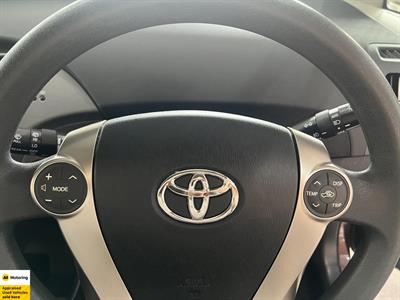 2013 Toyota Prius - Thumbnail