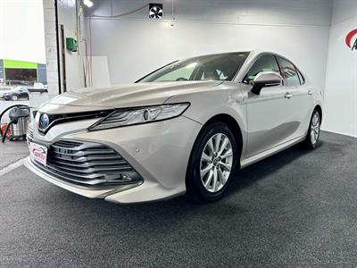 2019 Toyota Camry - Thumbnail